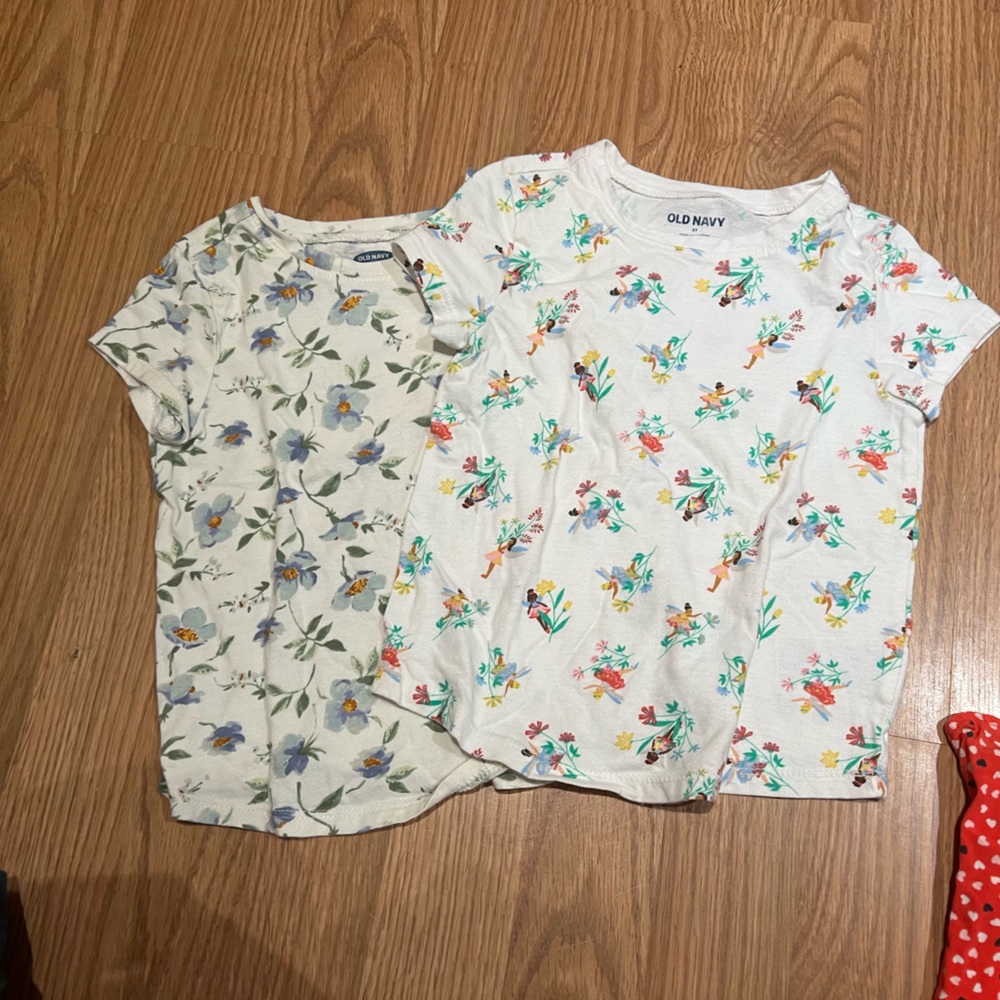 Three 3T tops - Picture 2 of 3